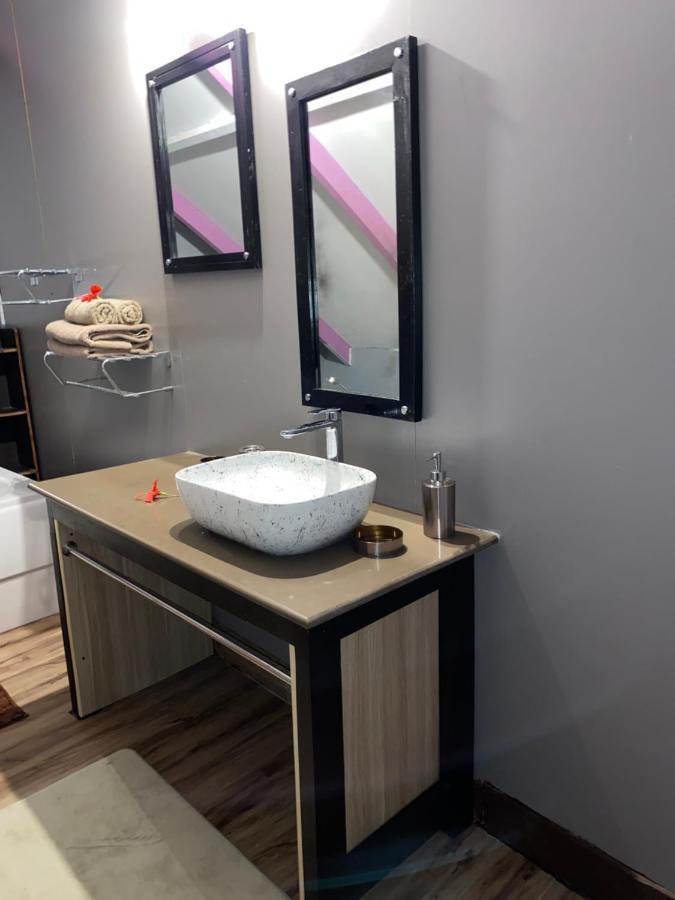 Mer Riviere Self Catering Apartment Beau Vallon  Esterno foto