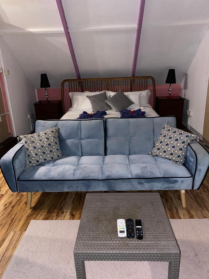 Mer Riviere Self Catering Apartment Beau Vallon  Esterno foto