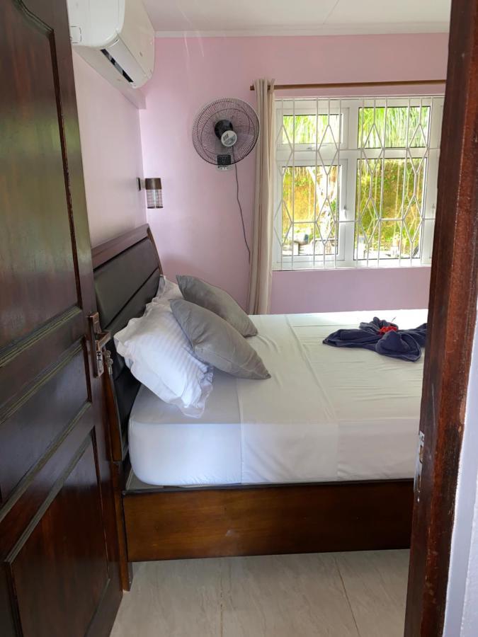 Mer Riviere Self Catering Apartment Beau Vallon  Esterno foto