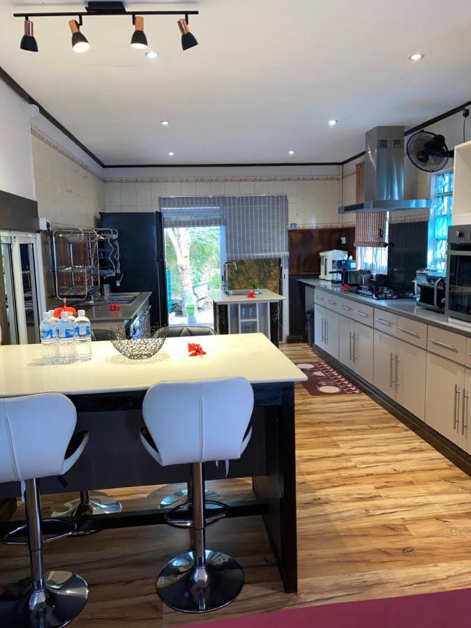 Mer Riviere Self Catering Apartment Beau Vallon  Esterno foto